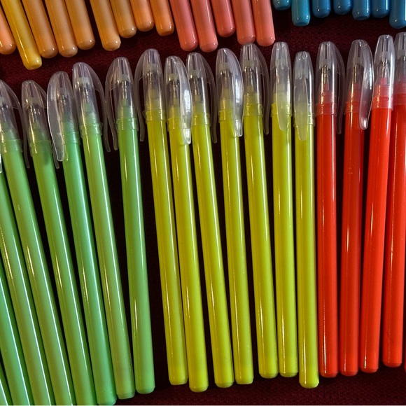 Neon Gel Pens - set of 102 - Picture 5 of 6